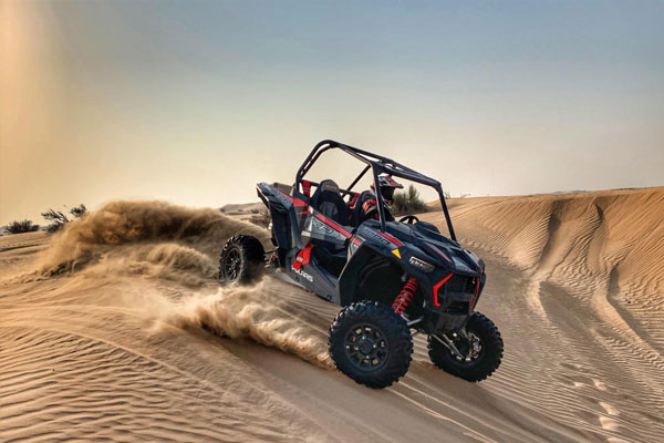 Dune_buggy_tour_Dubai